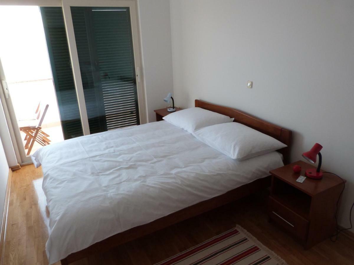 Maria Apartments Starigrad Paklenica Exterior photo