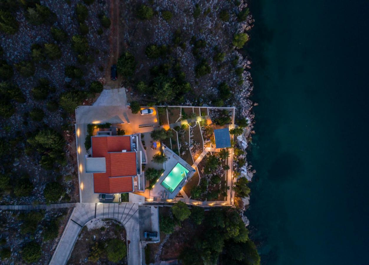 Maria Apartments Starigrad Paklenica Exterior photo